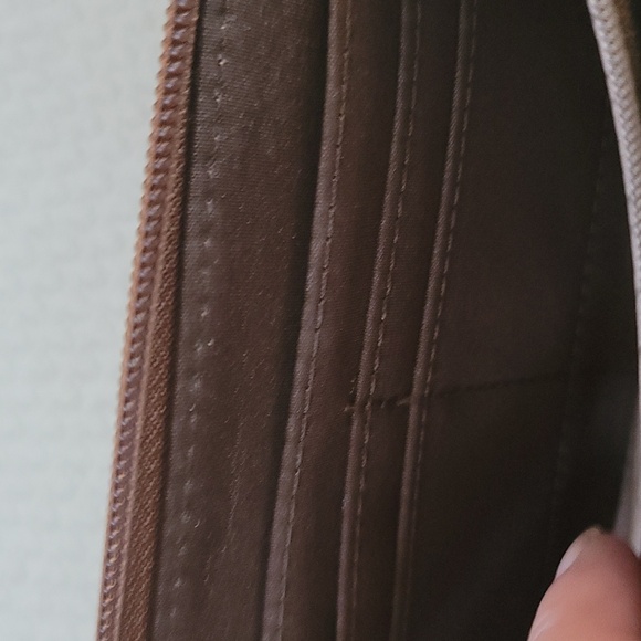 Wristlet - Picture 4 of 4